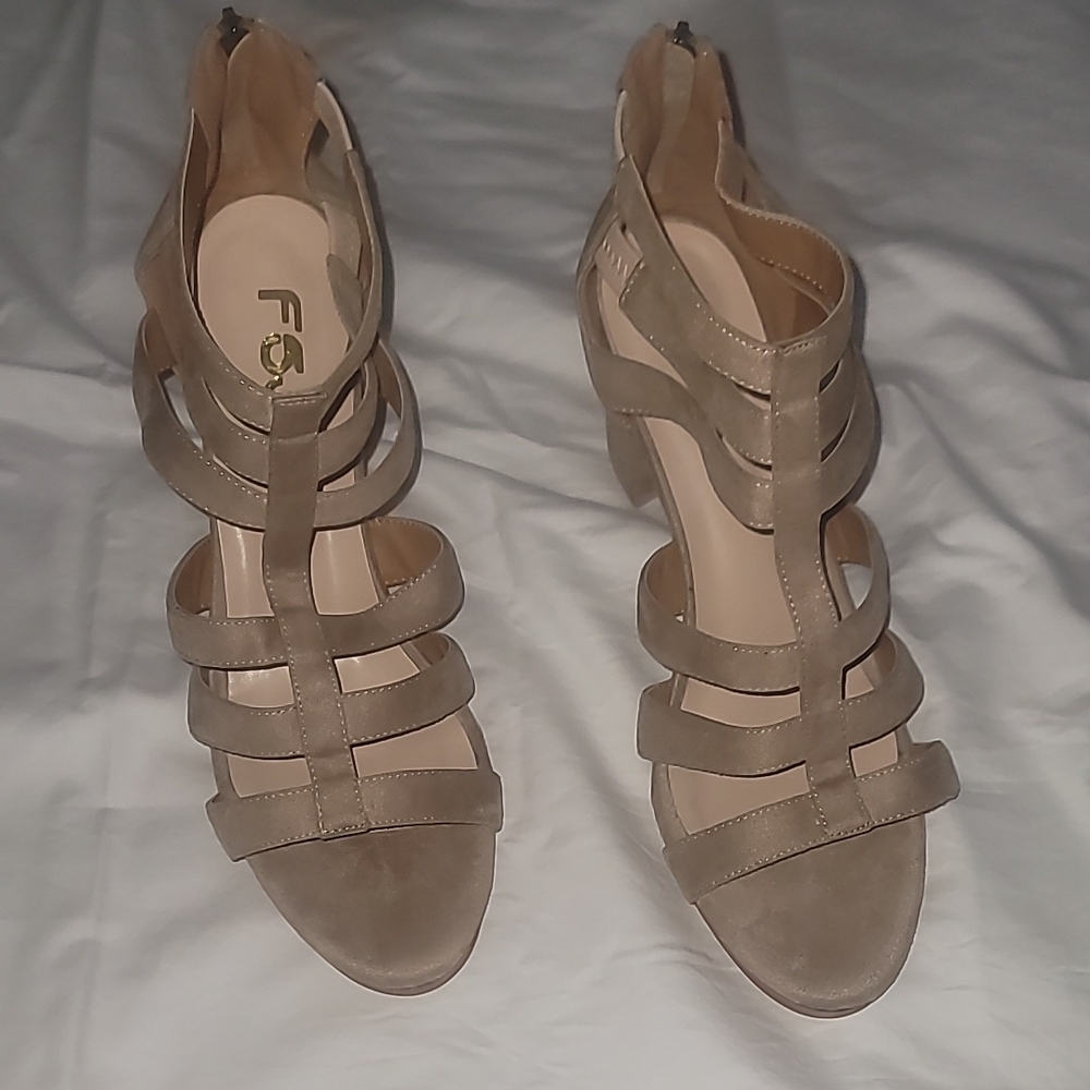 FSJ Women's Taupe Strappy Heels